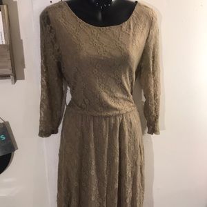Woman’s Lace dress
